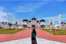 5 Masjid Terbesar di Indonesia, Salah Satunya Ada di Pulau Sumatra 