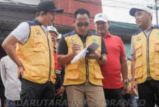 Pembangunan Jalan Lingkungan Pasar : Selesai 150 Hari Kalender : Tahun Depan Terminal? 