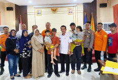 90 Jam Terombang-ambing di Laut, Penumpang KM Althaf Tiba di Bengkulu Dalam Keadaan Selamat