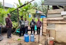 Baznas Mukomuko Tinjau Rumah Tidak Layak Huni Milik Warga Lubuk Sanai III