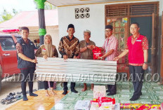 Pemkab Bengkulu Utara Serahkan Bantuan Korban Kebakaran di Melati Harjo