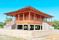 Dinas PU Lanjutkan Pembangunan Sapras Rumah Adat Mukomuko