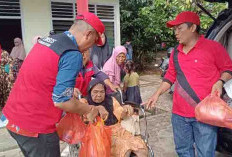 Dinsos Bengkulu Utara Bagikan Ratusan Paket Sembako Untuk Lansia dan Penyandang Disabilitas