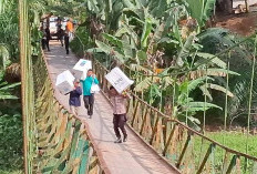 Logistik 2 TPS Sulit Kecamatan Ulok Kupai Tiba di PPS