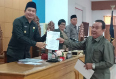  Fraksi Nurani Indonesia Sejahtera dan Fraksi Gerindra DPRD BU Paparkan Pandangan Umum