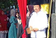 Bupati Bengkulu Utara Lepas Pawai Ta'aruf dan Resmikan Pembukaan Pasar Rakyat MTQ Provinsi Bengkulu Ke XXXVI