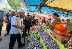 Ketemu Pedagang Dodol Garut, Gubernur Helmi Undang KDM