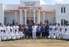 Upacara HUT RI ke-80 di Ketahun Sukses, Camat Apresiasi Semangat Persatuan