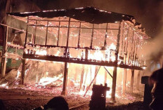 Bangun Rumah Milik Korban Kebakaran, Warga Malin Deman Galang Dana