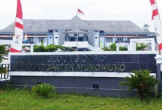 Unsur Pimpinan DPRD Mukomuko Dibelikan Mobil Dinas Baru