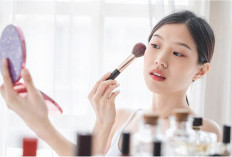 5 Kesalahan Makeup Harus Anda Hindari karena Bikin Wajah Kelihatan Tua