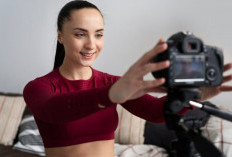 Bercita- cita Menjadi Vlogger Profesional? Berikut 4 Rekomendasi Kamera Mirrorlless Terbaik Untuk Vlogging