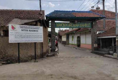 Makam Keramat dan Larangan Aneh: Menguak Misteri Kampung Adat Mahmud   