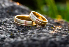 Yuk Cari Tau Makna dari Mimpi Membeli Cincin Tunangan
