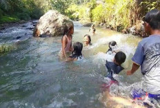 Dapat Menjadi Pertanda Baik, Ini Makna Mimpi Mandi di Sungai