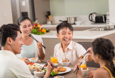 Wah, Mesti Waspada! Ini Makna Mimpi Sedang Makan