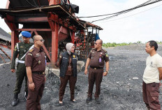 Usai Tetapkan Tsk Baru, Kejati Bengkulu Segel Stockfile di Pulau Baai