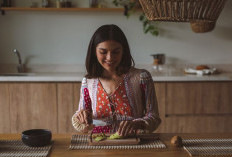 Mom Hindari ! Ini 9 Kebiasaan Buruk Di Dapur, Yang Dapat Mengakibatkan Sakit