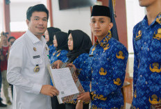   Sumringah Ratusan ASN Terima SK, Ada Dukungan Kredit Khusus Ratusan Juta 