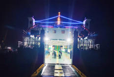 KMP Pulo Tello Berhasil Sandar di Dermaga Penyeberangan Pulau Baai