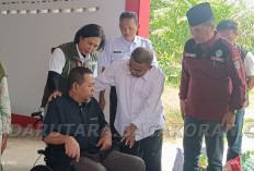 Bantuan ATENSI Disalurkan ke Bengkulu Utara, Wabup Berikan Motivasi Warga Udzur