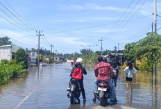 3 Hari Pasca Hujan Lebat, Banjir Masih Menggenangi Rumah Warga