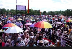 Konser Fauzana, Ribuan Warga Padati Lapangan Desa Agung Jaya SP6