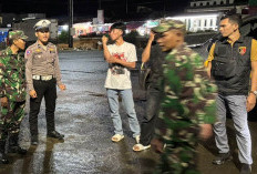 Patroli Mobile Gabungan TNI/Polri, Bubarkan Anak Nongkrong Larut Malam