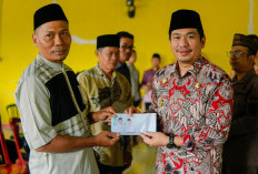 Bupati Salurkan Honor  Imam dan Pemuka Agama, Wujud Perhatian Pemerintah