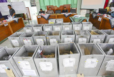  PPK Bacakan Rekapitulasi Hasil Penghitungan Suara Pemilu di Kabupaten