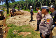 Kendaraan Besar Disarankan Lewat Jalan Lama, Kapolsek: Jika Ada Pungli Silahkan Lapor!