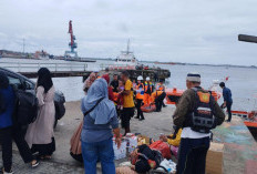 Kapal Tongkang Kandas, 20 Penumpang KMP Pulo Tello Dievakuasi