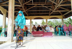 Ketua PKK Desa Karang Pulau Pimpin Upacara Peringatan Hari Kartini, Petugas Upacara Perempuan