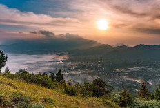 Mitos hingga Sejarah Gunung Putri Lembang: Asal Usul, Lokasi, Ketinggian hingga Gubernur Jabar 2025 Dibahas!