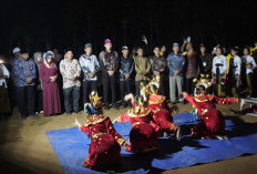 Malam Puncak HUT Desa Rama Agung ke-62 Tahun Dibanjiri Warga dan Penonton