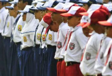 Seragam Gratis dari Pemkab Didistribusikan ke Sekolah