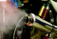Tercium Aroma Menyengat Saat Motor Sedang Berhenti Atau Baru Saja Digunakan? Bisa Jadi Ini Penyebabnya! 