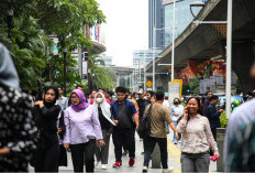 Kelas Menengah Kerja Banting Tulang tapi Rentan Miskin, Kok Bisa?