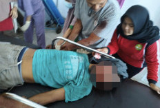 Mio Pelajar SMK 'Adu Kambing' dengan Supra di Jalan Poros Air Muring, Pengendara Luka Berat