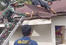 Satgas TMMD Perbaiki Rumah Warga Miskin di Sumber Makmur