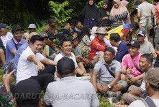 Petani Keluhkan Kecilnya Air di Kemumu, Bupati Arie Datangi Lokasi dan Bawa Alat Berat