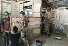  TNI Rehap Rumah Warga Miskin di Lubuk Talang Mukomuko