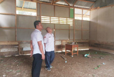 MTsN 5 Sumber Makmur Kekurangan Rumbel, Siswa Terpaksa Belajar di Masjid