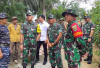  Melebur Bersama Warga, Mayjen TNI Jonathan Sianipar Tinjau TMMD di Desa Bukit Tinggi 